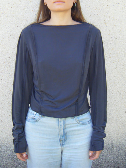 Seamfull Top